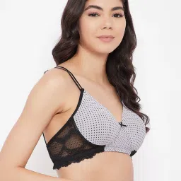 Clovia White Non Wired Padded T-Shirt Bra image 4