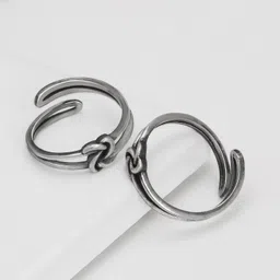 giva AVNI 925 Oxidised Silver Knot Toe Rings, Adjustable | Toe Rings for Women and Girls | With Certificate of Authenticity and 925 Stamp | 6 Month Warranty* image 3