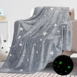 exilom Glow in The Dark Blanket for Kids, 200x152 Cm, Unicorns Gifts for Girls, Soft Kids Blankets for Christmas Birthday, Cozy & Warm All-Season Glow Blanket Ideal Gift for Boys & Girls (Space) image 1