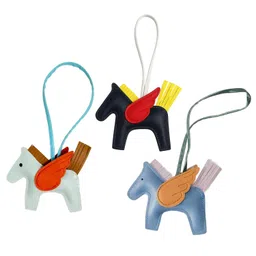 squishco 3Pcs Bag Charms, Bag Charms For Handbags, Stylish Horse Keychain, Fashion Keychain Rings And Hooks, Perfect For Indoor Outdoor And Shopping image 1