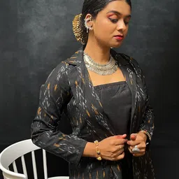 mooshak Maya - Blazer Set in Black Ikat image 2