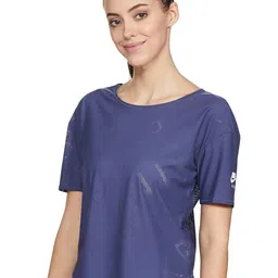 nike Women Short Sleeve Relaxed Fit Top image 3