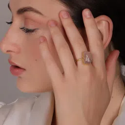 dua Rose Quartz Unshape Ring – Chic Pink Gemstone Love Ring for Women image 3