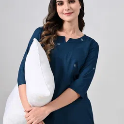 ichaa Women's Rayon Printed Night Wear Top and Bottom Night Suit Set image 4