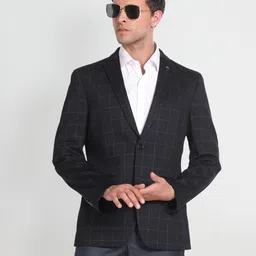 arrow Men's Single Breasted Slim Blazer image 2