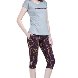 allure blue Women TOP & Capri Night Suit Set image 3