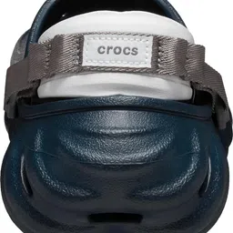 crocs Unisex-Adult Echo Walking Clog Ntfl,6 UK, 7 UK ,Black image 2