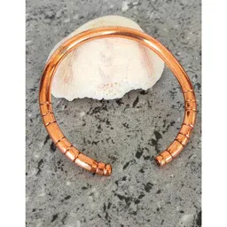 indian art villa Pure Copper Jointless Kada, Handcrafted Healing Bracelet for Men and Women image 4