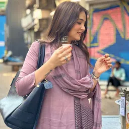 anni designer Women's Rayon Blend Solid Straight Kurta with Pant & Dupatta image 5