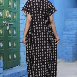 Women's Pure Cotton Block Print Regular Maxi Nighty Gown image 2