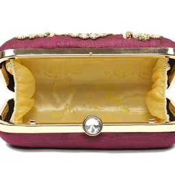 duchess Women's Clutch image 5