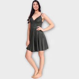 siami Apparels Solid Satin 6 Piece Nightwear/Nighty Set | Attractive & Stylish | (1 Robe, 1 Nighty, 1 Top, 1 Patiala, 1 bra and panty set) for Women image 4