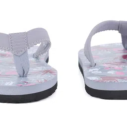 sparx Women's Slippers image 3