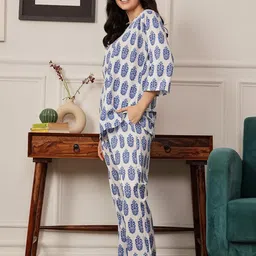 clovia Women's Cotton Printed Top & Pyjama Set image 3
