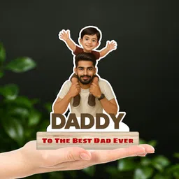 regalo casila Regalocasila Personalized Father Caricature Gift – Custom Wooden Stand with Message – Best Dad Ever Gift from Son or Daughter for Father’s Day, Birthday & More image 2