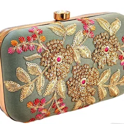 duchess Women's Clutches image 1