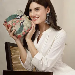 artklim Printed Clutch Bag For Women With Detachable Chain Strap image 3