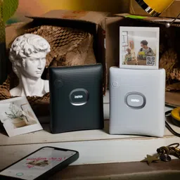 Fujifilm Instax Square Link Smartphone Instant Photo Printer - White image 4