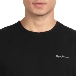 pepe jeans Men's Solid Regular Fit Vest image 4