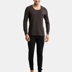 jockey 2622 Men's Soft Touch Microfiber Elastane Stretch Thermal Long Johns with Stay Warm Technology image 4