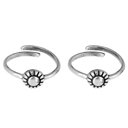 giva 925 Silver Oxidised Silver Pretty Floral Toe Rings, Adjustable | Toe Rings for Women and Girls | With Certificate of Authenticity and 925 Stamp | 6 Month Warranty* image 1