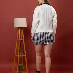 style dusk Women Woolen V Neck Casual Wear Stylish 3 Button Cardigan Sweaters for Winter Season image 2