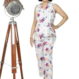 geetues Ivory Elegance Printed Cotton Blazer & Pant Set image 1