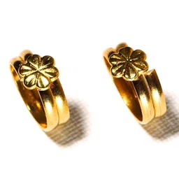 deccani handicrafts Metal Alloy (Panchaloha) Toe Ring for Women- 2 Rounds with Flat Flower on Top (Gold) image 1