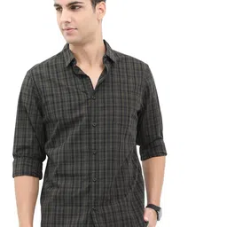 highlander Men's Checkered Slim Fit Shirt image 1