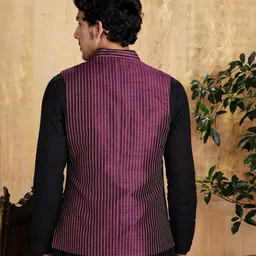 amazon brand - symbol Men Lightweight Nehru Jacket image 2