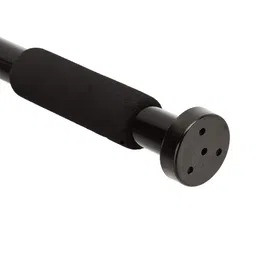 amazon basics Door Frame Mount Alloy Steel Chin Pull Up Bar for Users upto 100kg max. | Adjustable bar length from 62 to 100 cms | Black image 4