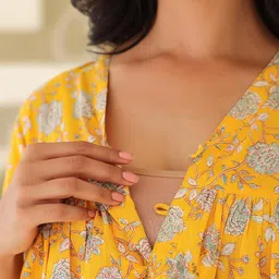 janasya Women's Pure Cotton Floral Printed A-Line Maternity Kurta image 2