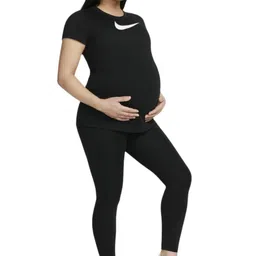 nike Women's Regular Fit T-Shirt image 4