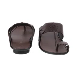 metro Men Synthetic Leather Chappal image 5