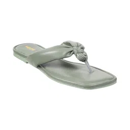 mochi Women's 32-1762 Thong Sandal image 2