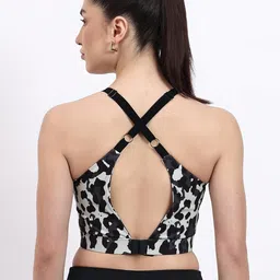 boldwink Full Coverage strachable Rapid-Dry Sports Bra with All Day Comfort image 4