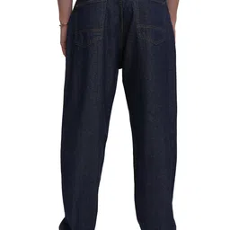 highlander Men's Loose Jeans image 3