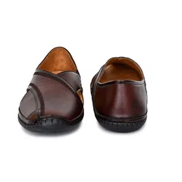 karaddi 5079 Men's Loafer Stylish Ethnic Peshawari Nagra Mojadi Sherwani Sandals Wedding Latest Kolhapuri Brown Tan Black Shoes for Men image 5