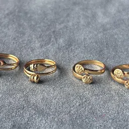 pv jewels Women & Girls Metal Golden Plated Fancy Glossy finish Toe Ring Adjustable Bichiya/Leg Finger Ring_Combo_2 (A_C_P_110773_Golden) image 4