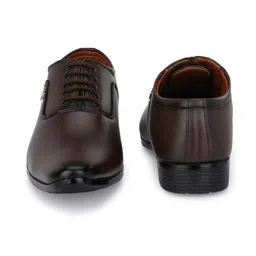 leepeeter Mens C089 Glossy Formal Lace-Up Shoes | Comfort and Quality in Sleek Design | Perfect for Parties and Formal Dress | Premium Craftsmanship, Ideal for All-Day Wear image 2