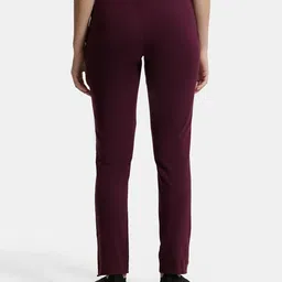 jockey Women Cotton Lounge Pant image 3