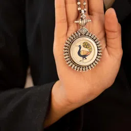 shyle 925 Sterling Silver Pendant, Moh Handpainted Peacock Pendant, Well Stamped with 92.5, Statement Piece, Handcrafted Indian Oxidized Silver Pendant, Women Accessories image 2