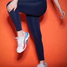 clovia Women's Snug Fit Active High-Rise Ankle-Length Tights image 3