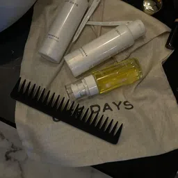 Off Days Mini Duo & Illuminating Serum Set | Daily Use,Sulfate & Paraben Free, Infused with Aloe Vera,Cucumber & Linseed Extracts | Nourishes & Strengthens Hair- 100ml Each + Hydrating Hair Serum 50ml image 3