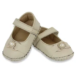 neska moda 6 To 12 Months Baby Girls Synthetic Leather self design Baby Sandal Booties image 1