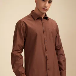highlander Men's Solid Slim Fit Shirt image 4