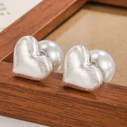 SZN Heart Shaped Studs Earrings image 3