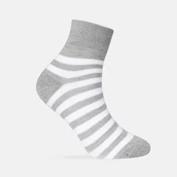 DressBerry Women Set of 3 Ankle-Length Socks image 3