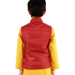 VASTRAMAY Kids Maroon Textured Nehru Jacket image 2