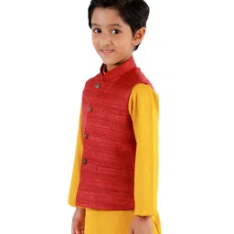 VASTRAMAY Kids Maroon Textured Nehru Jacket image 3